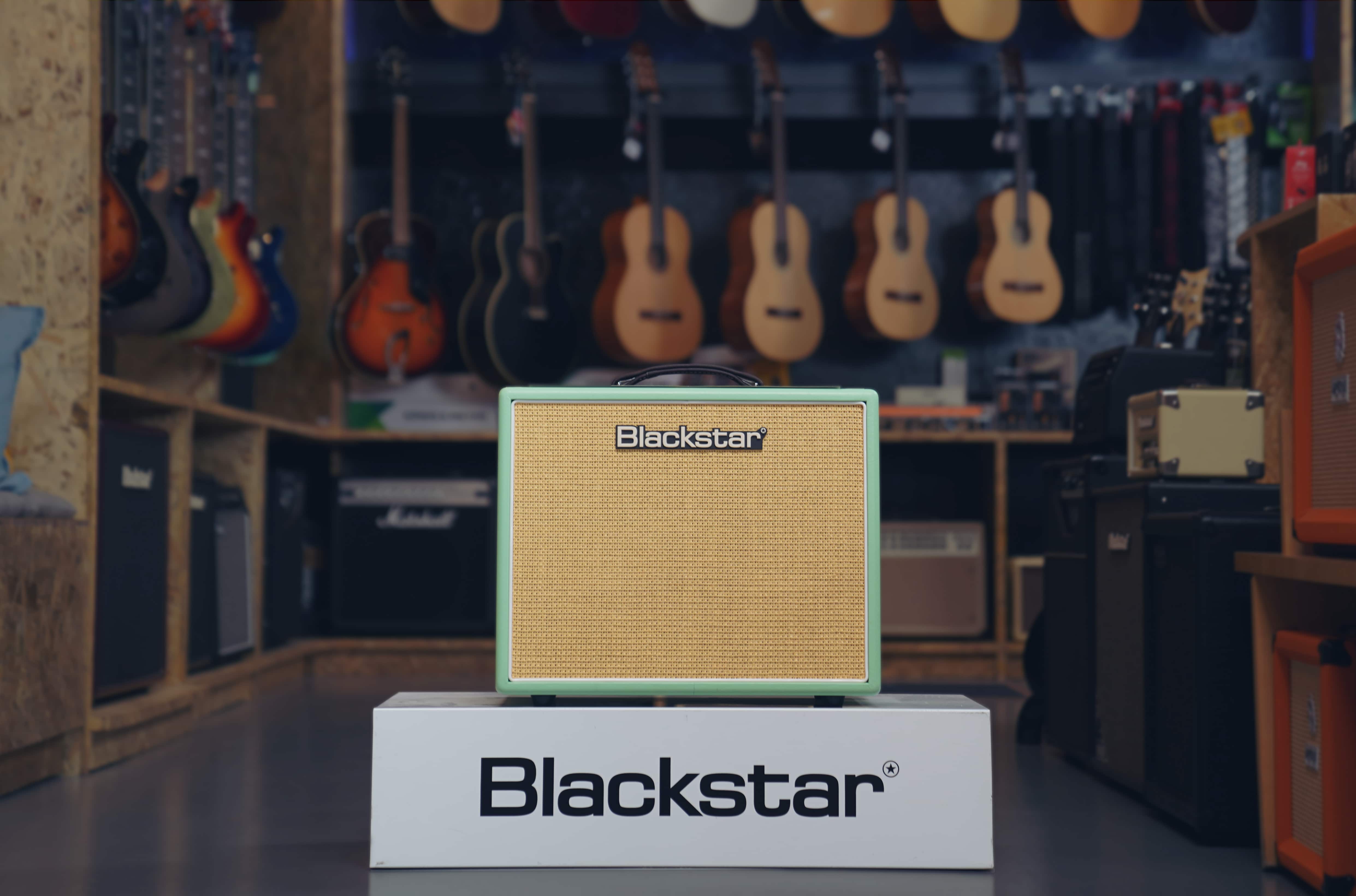 buy-blackstar-ba126015