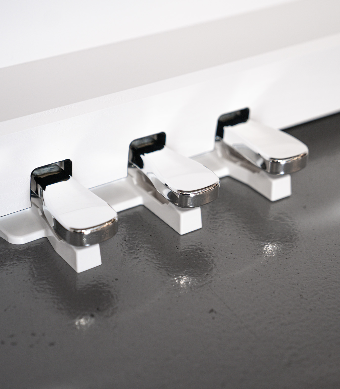 A100 PVC White A100 88 Keys Digital Piano PVC WH - A100 - PVC White - Melody House Dubai, UAE
